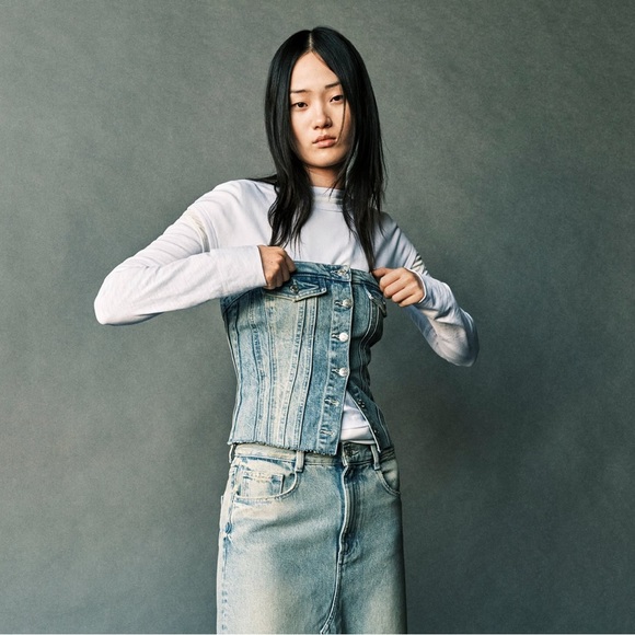 Zara Tops - Zara denim bustier top
